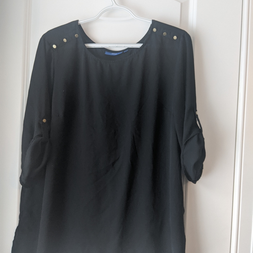 Women's black 3/4 length blouse